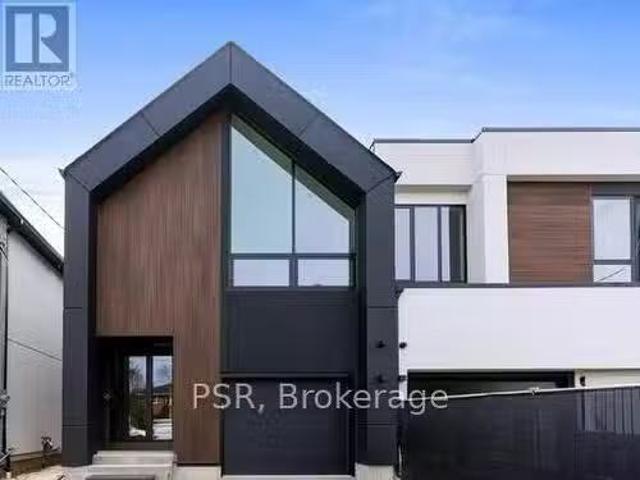 House for sale in Mississauga, Ontario