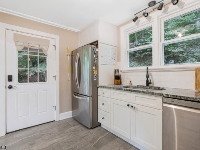 House for sale in Annandale, New Jersey