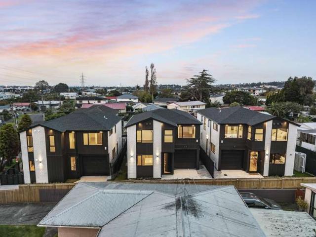 House for sale in Blockhouse Bay