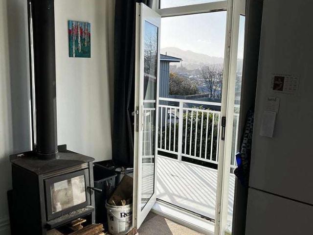 Property for rent in Otakou