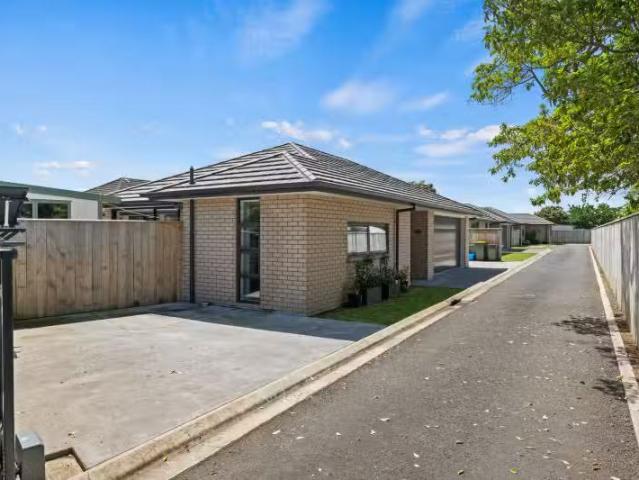 House for sale in Taranaki