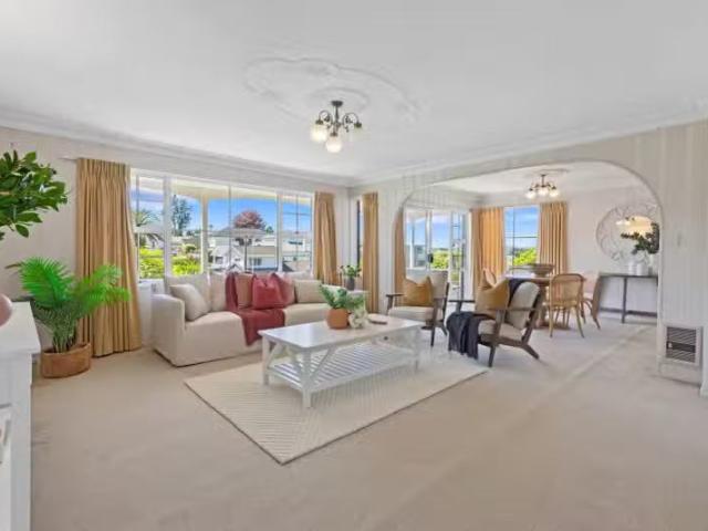 House for sale in Omokoroa, Bay Of Plenty