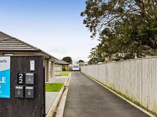Townhouse for sale in Taranaki