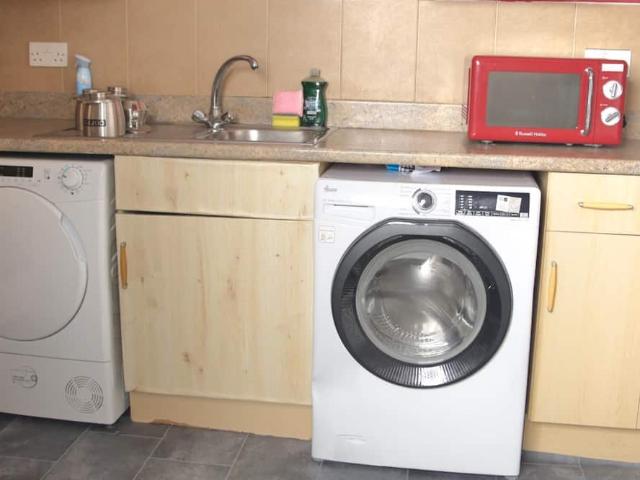 House for rent in Higher Broughton, Salford
