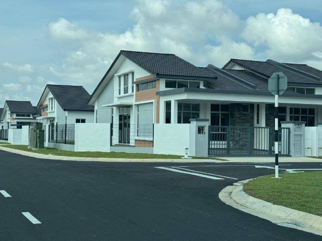 Terraced House for sale in Sendayan Village, Negeri Sembilan