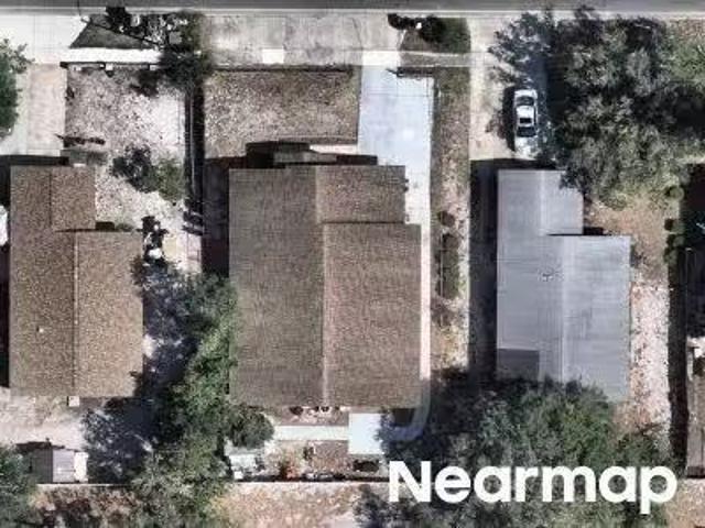 House for sale in Largo