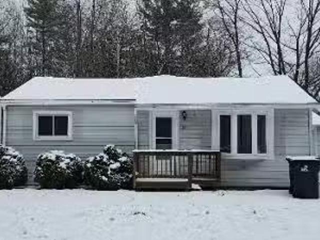 House for sale in Escanaba