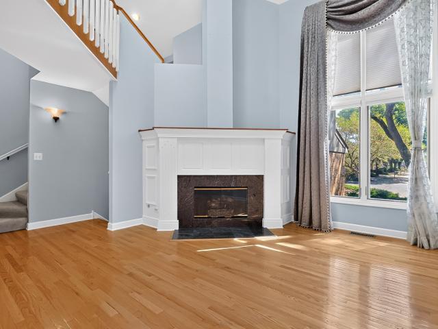 Townhouse for sale in Glen Ellyn, Illinois