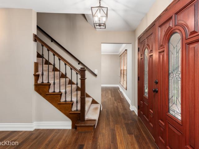 House for sale in Glen Ellyn, Illinois