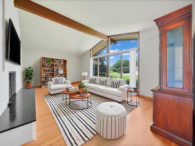 House for sale in Glen Ellyn, Illinois