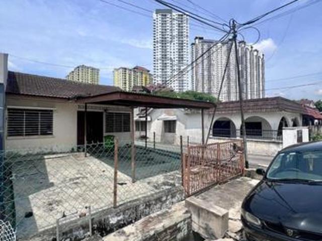 Terraced House for sale in Country Heights Damansara, Kuala Lumpur
