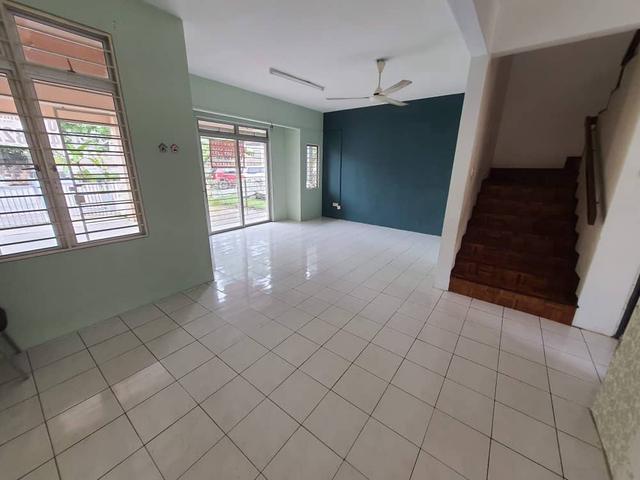 Terraced House for sale in Petaling, Subang Jaya
