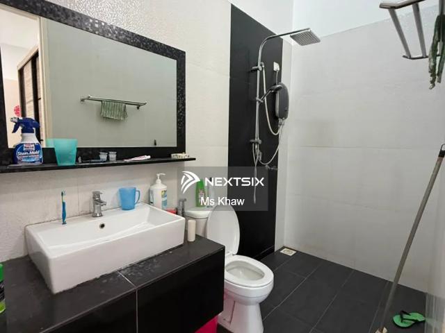 Shop for sale in Johor