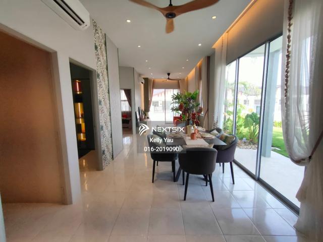 Residential House for sale in Malaka