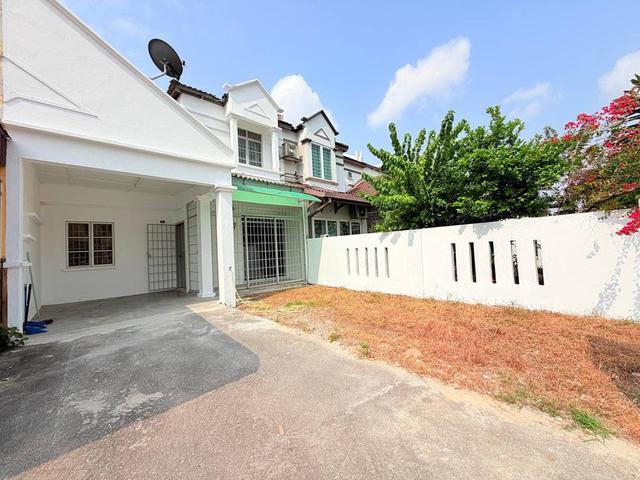 Terraced House for sale in Petaling, Subang Jaya