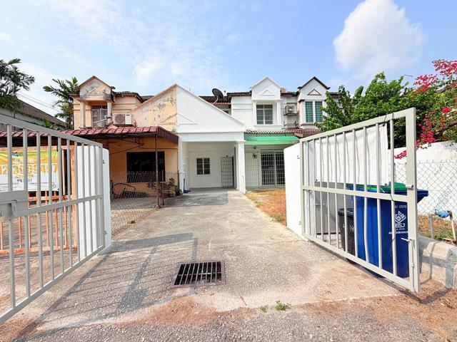 Terraced House for sale in Petaling, Subang Jaya