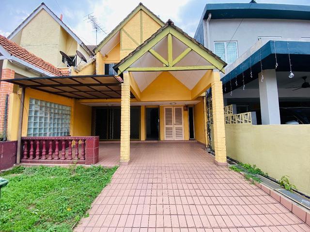 Terraced House for sale in Country Heights Damansara, Kuala Lumpur