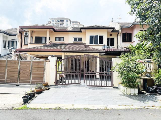 Terraced House for sale in Langat, Selangor