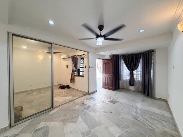 Terraced House for sale in Country Heights Damansara, Kuala Lumpur