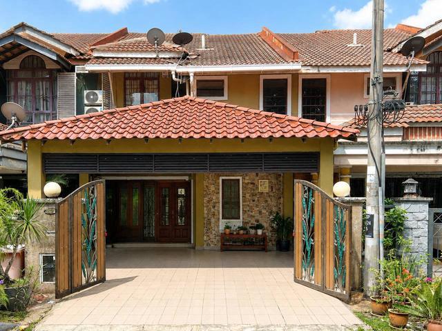 Terraced House for sale in Petaling, Damansara Damai