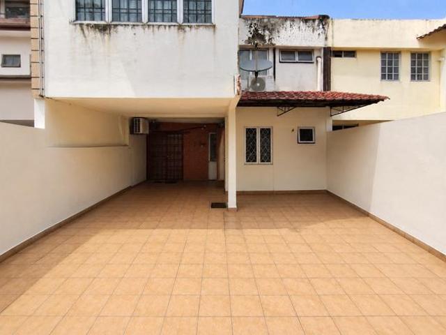 Terraced House for sale in Country Heights Damansara, Kuala Lumpur