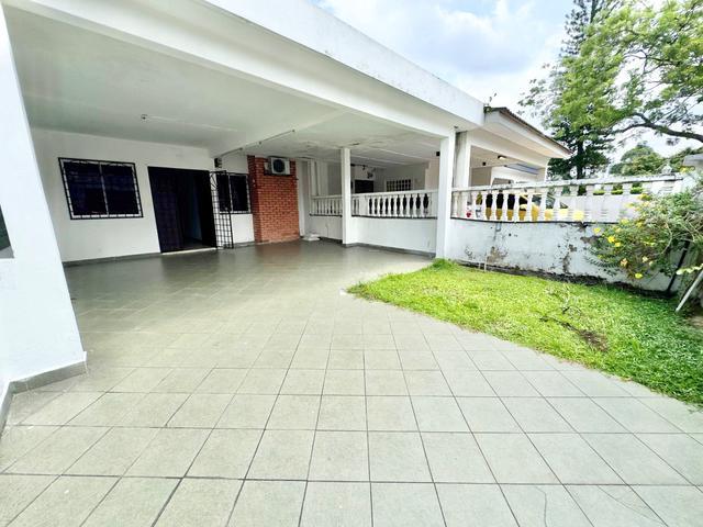 Terraced House for sale in Petaling, Damansara Damai