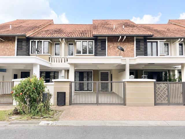 Terraced House for sale in Alam Impian, Selangor