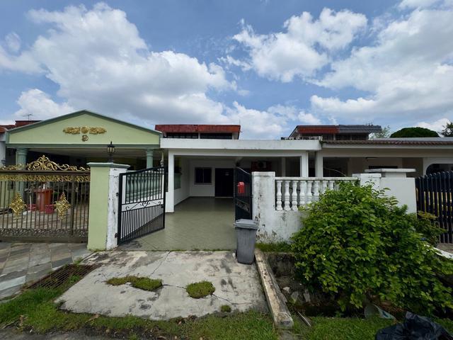 Terraced House for sale in Petaling, Damansara Damai