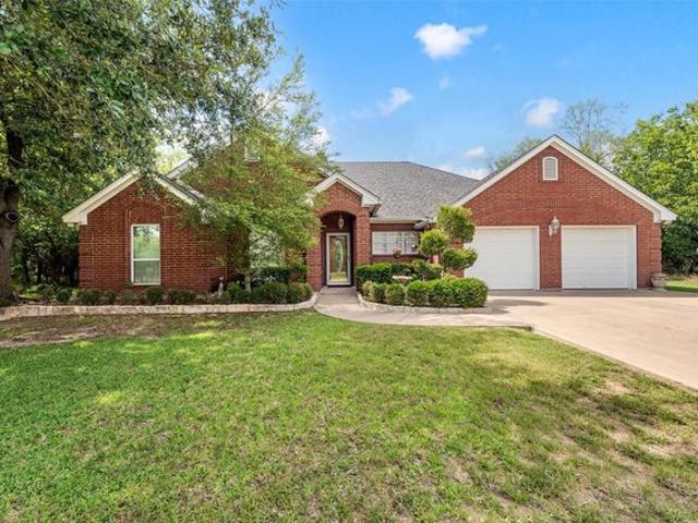 House for sale in Whitney, Texas