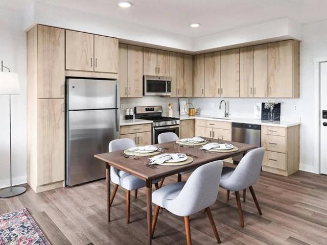 Townhouse for rent in Aurora, Illinois