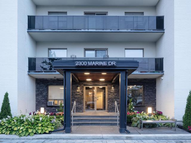 Apartment for rent in Bronte Village, Oakville