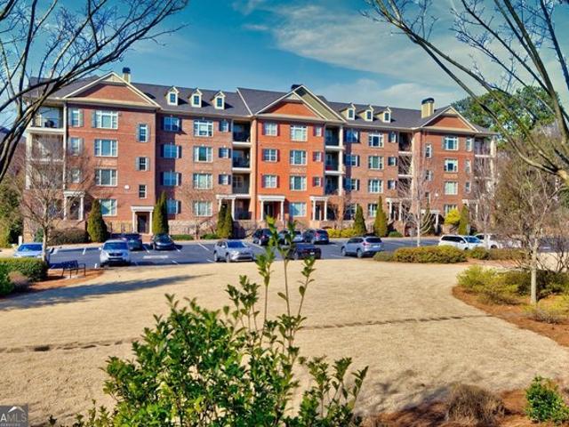 Condo for sale in Dunwoody, DeKalb County