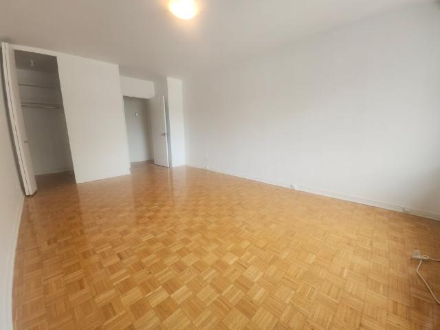 Apartment for rent in St. Leonard's, Quebec