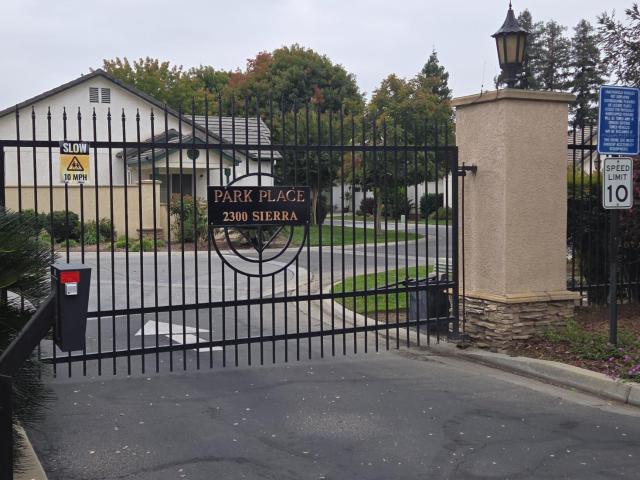 House for sale in Kingsburg, California