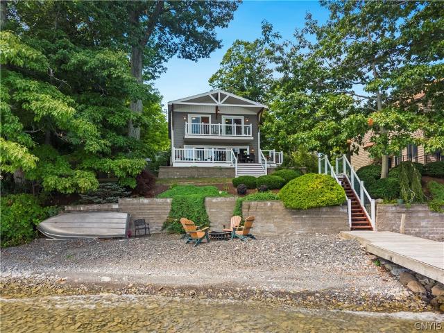 House for sale in Thornton Grove, Town of Skaneateles