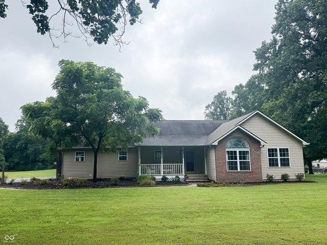 House for sale in Morgantown, Indiana