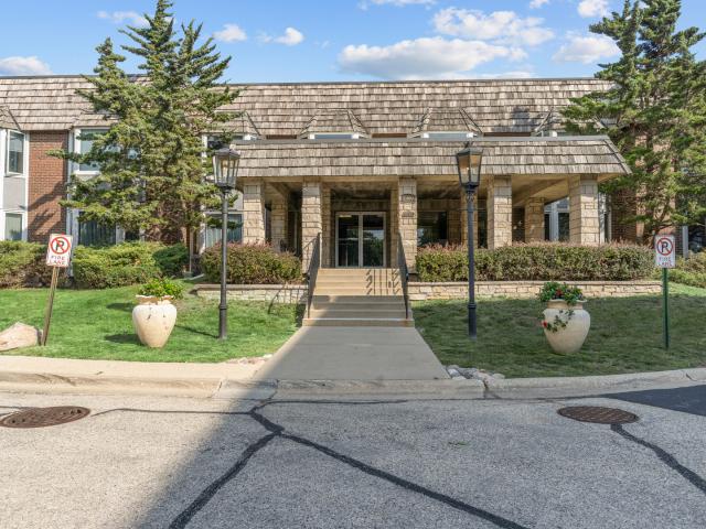 Condo for sale in Park Ridge, Illinois