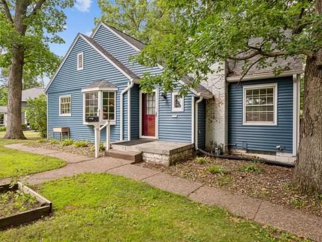 House for sale in Moline, Illinois