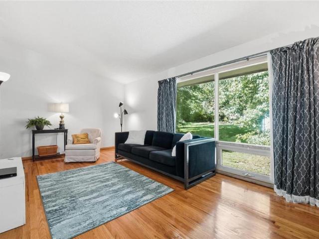 House for sale in Meadowbrooke Estates, Gladstone