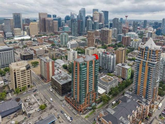 Condo for sale in Connaught, Calgary