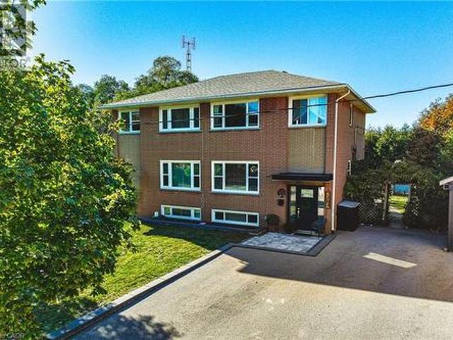 House for sale in Burlington, Golden Horseshoe