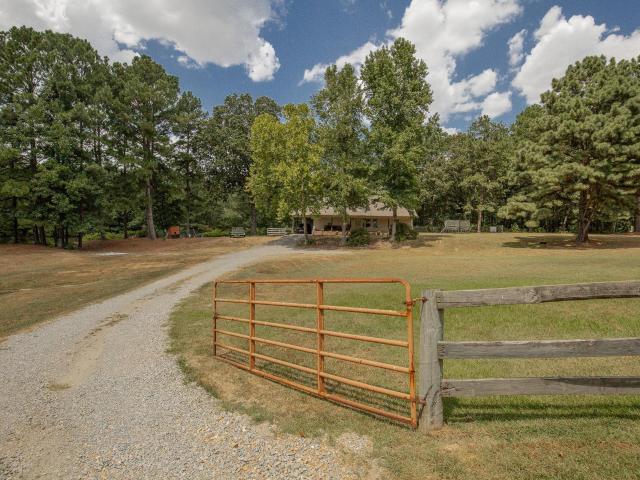 House for sale in Ark