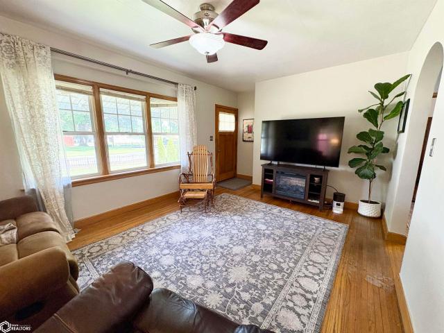 House for sale in Burlington, Iowa