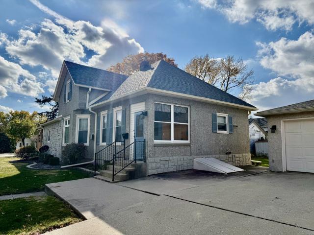 House for sale in Peru, Illinois