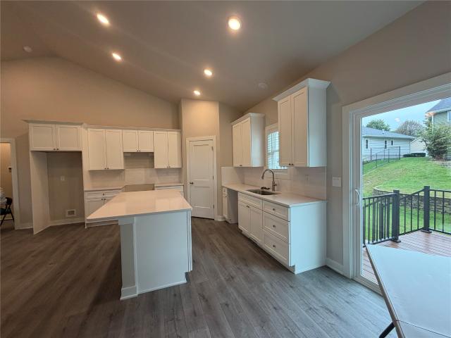 House for sale in Fairmeadows North, Newton