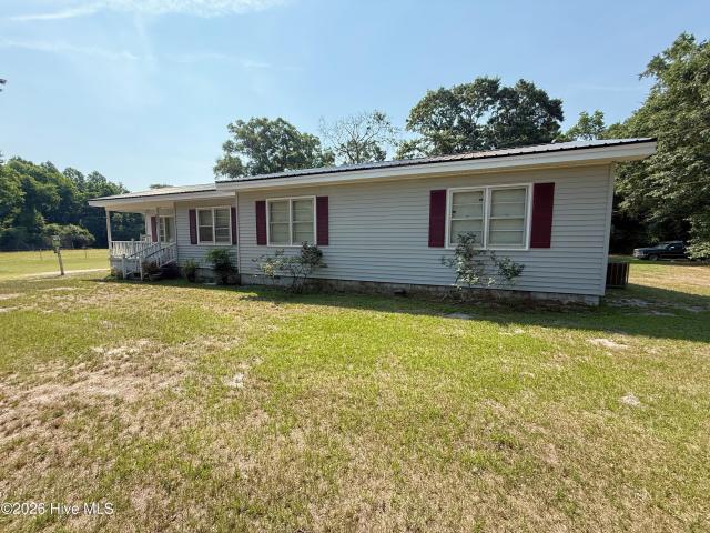 House for sale in Magnolia, North Carolina