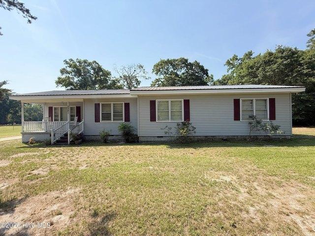 House for sale in Magnolia, North Carolina