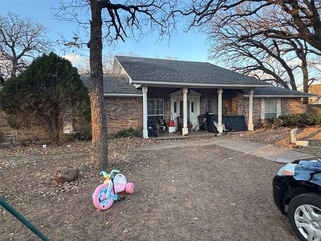 House for sale in Arlington, Texas