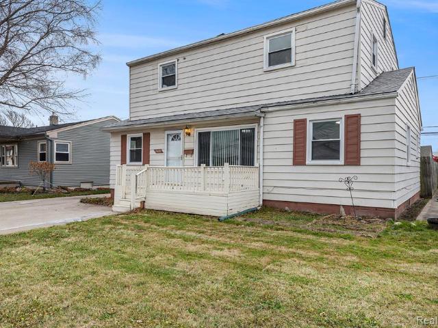 House for sale in Saint Clair Shores, Michigan