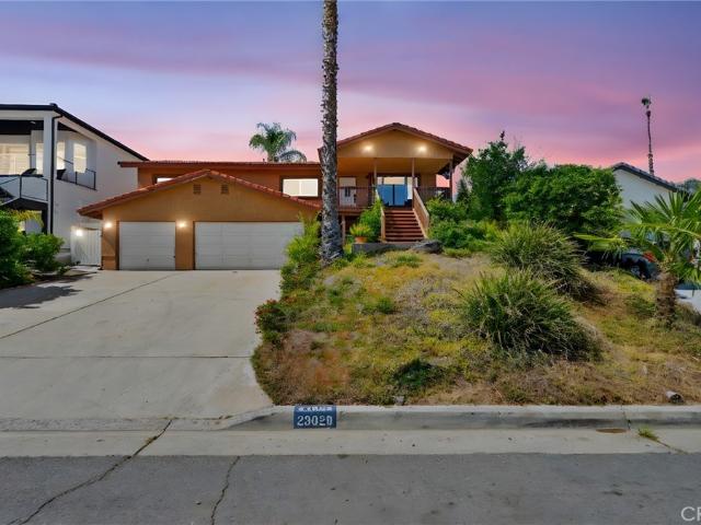 House for sale in Canyon Lake